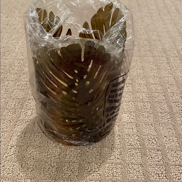 Pink Zebra Tropical Metal Leaf Accent Shade in Brown - Picture 1 of 3